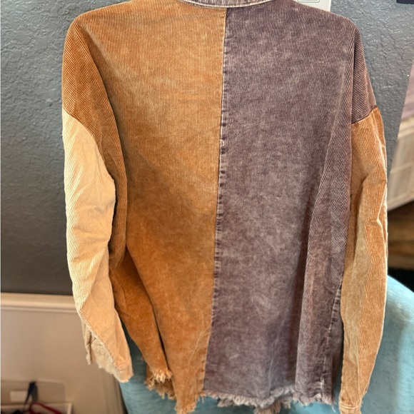 Color Block Collared Neck Jacket - Picture 8 of 15